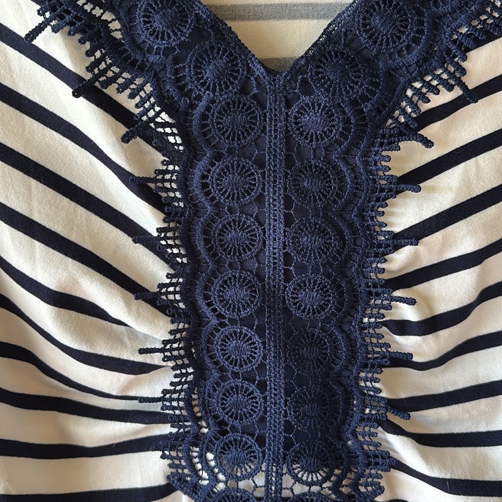 Wilde Medium Sleeveless Navy & White Stripes Fringe Statement Vee Neck - Picture 7 of 8